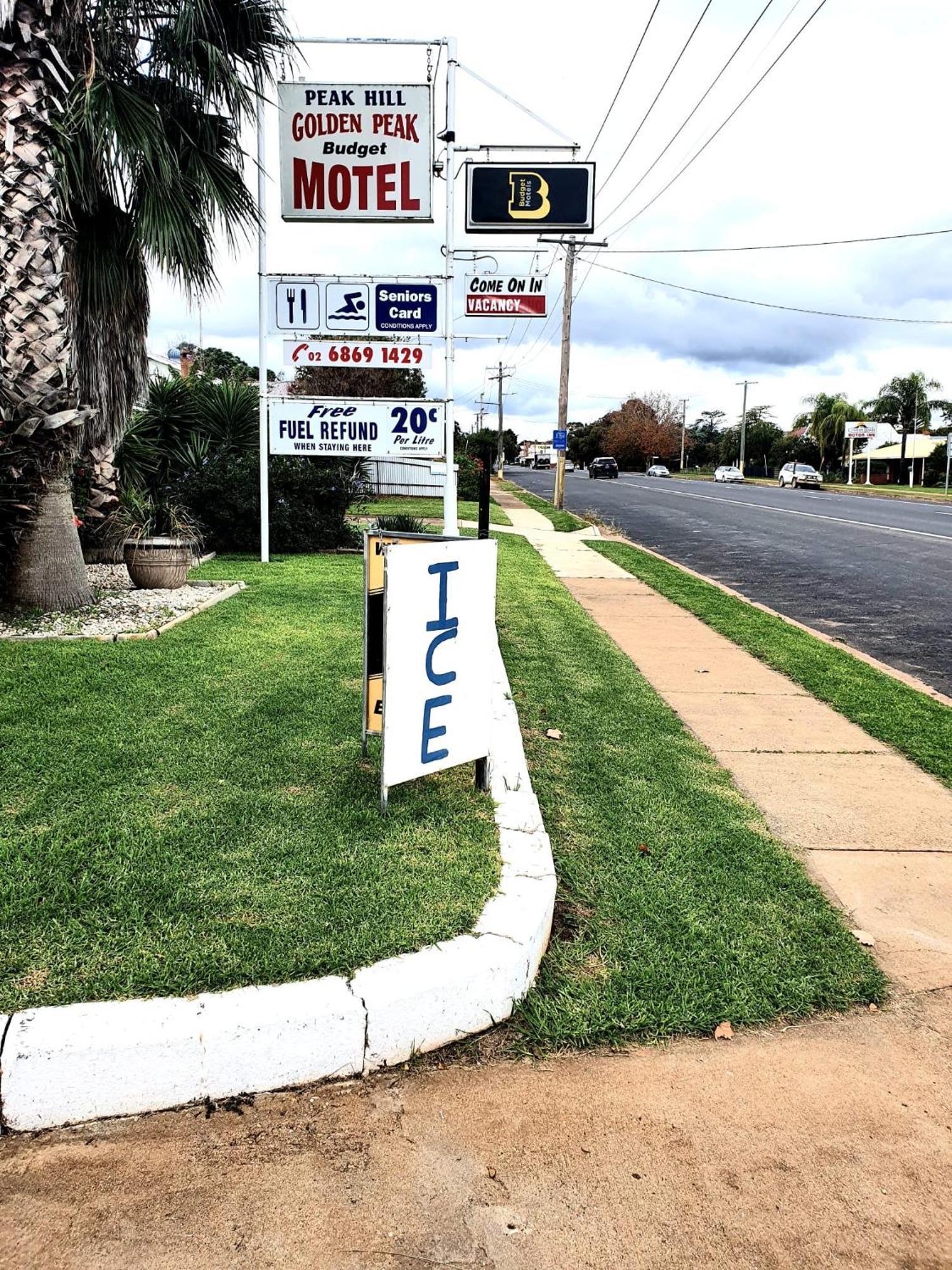 Golden Peak Motel Peakhill Peak Hill Exterior foto